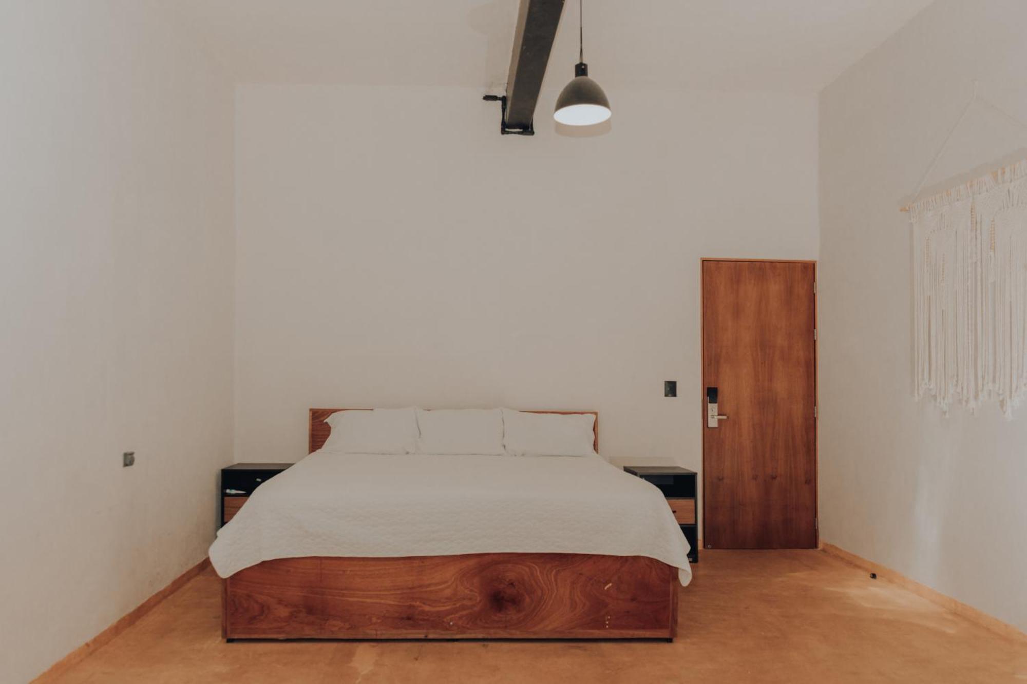 Caleta Hostel Rooftop & Pool Cancun Exterior photo